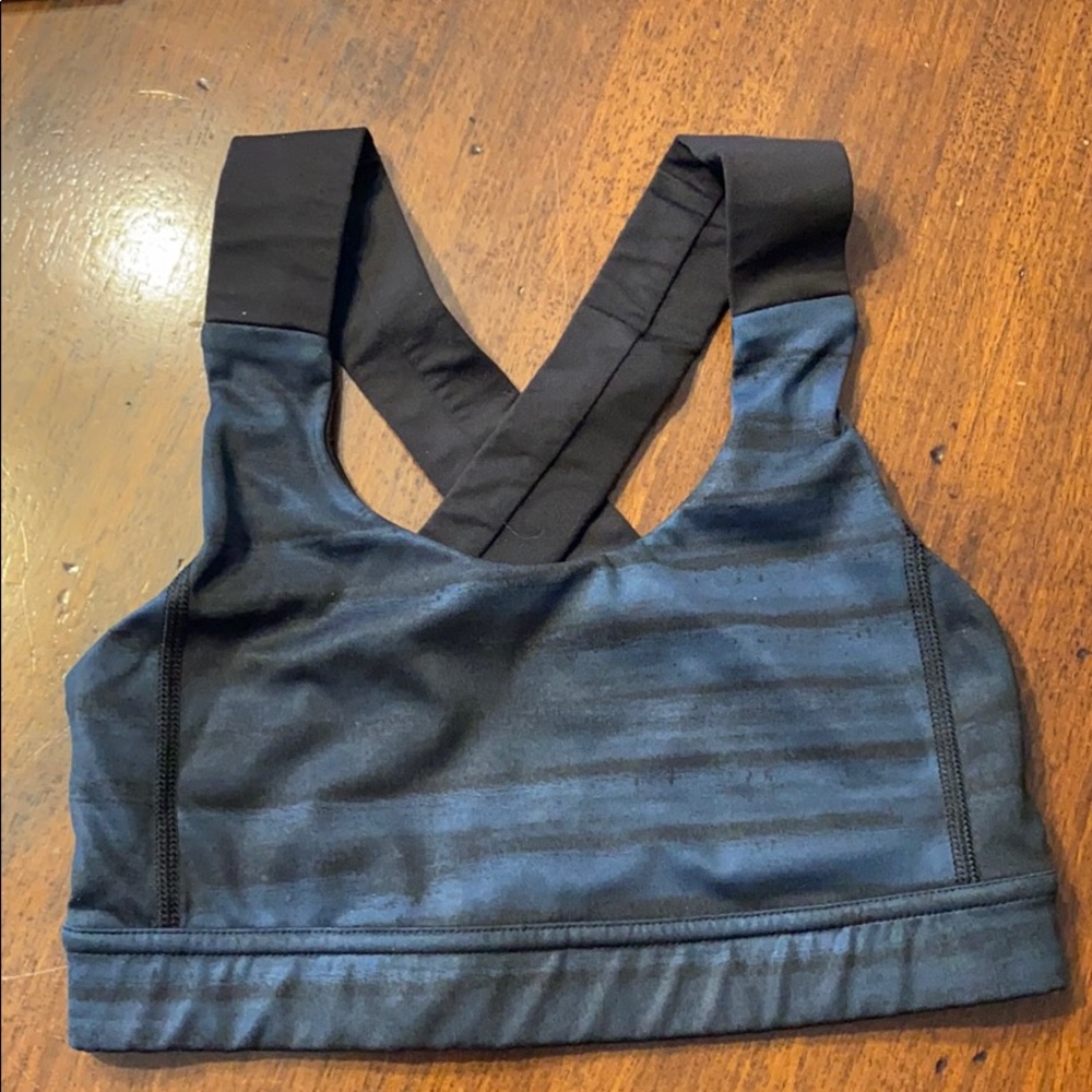 lululemon sports bra